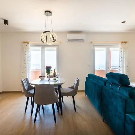 Apartman Time For *